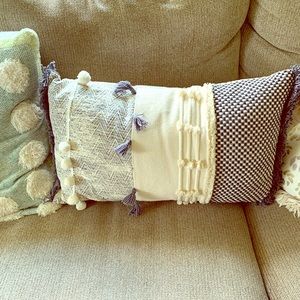 Pier 1 pillow